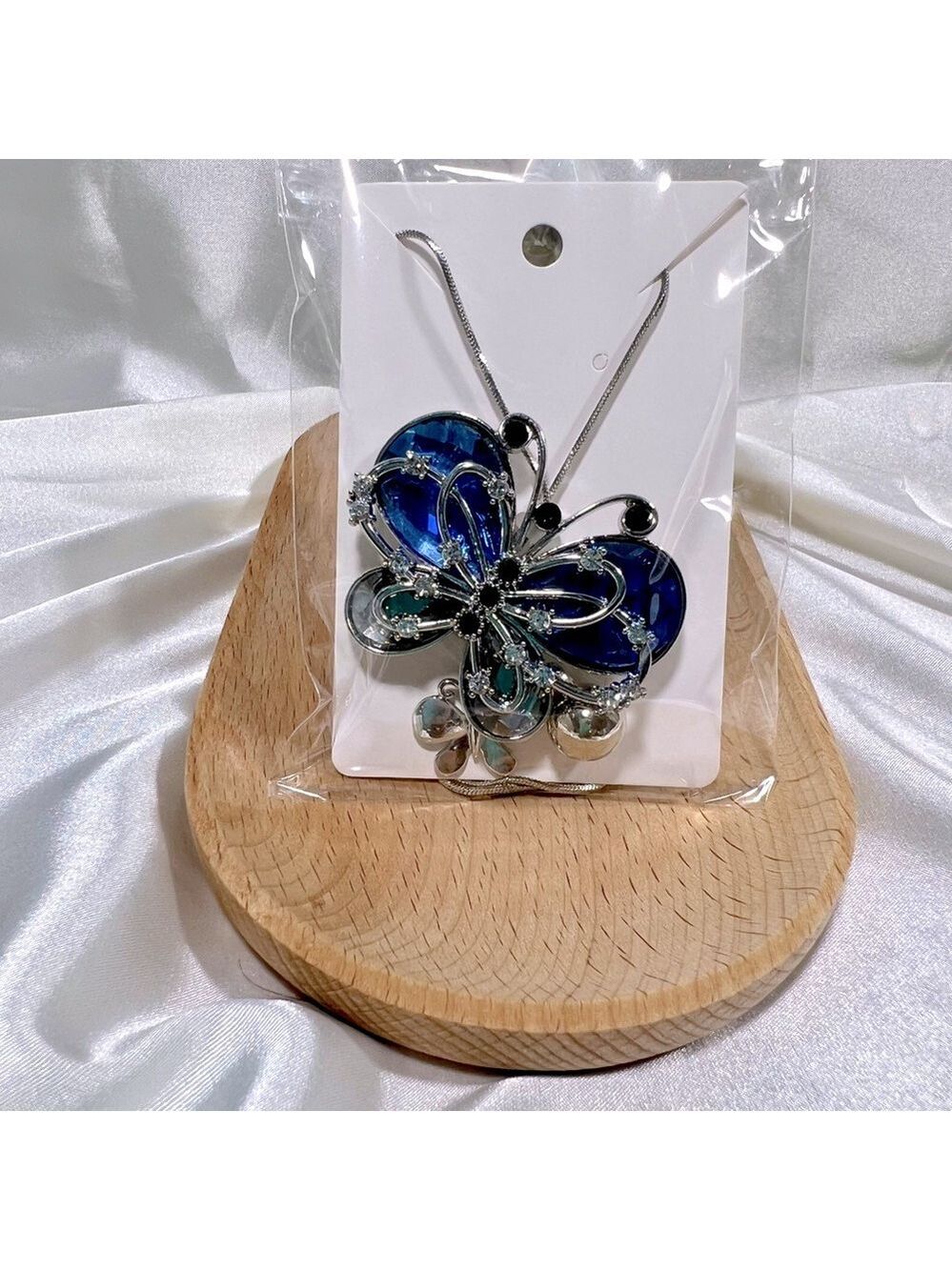 🦋 Blue Butterfly Slider Necklace
